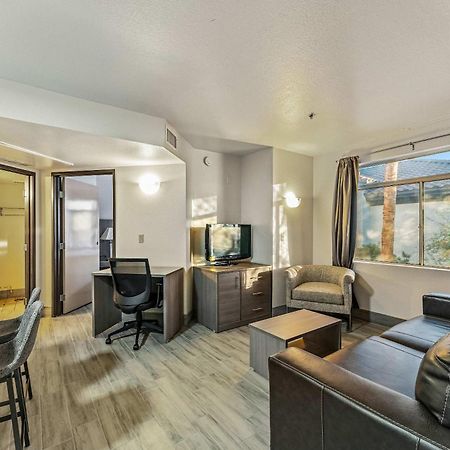 Chandler Perfect Location 1 Bedroom ภายนอก รูปภาพ