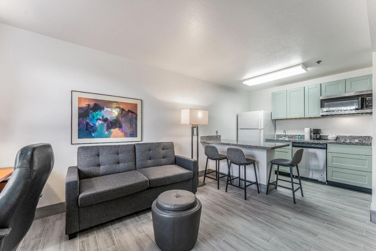 Chandler Perfect Location 1 Bedroom ภายนอก รูปภาพ